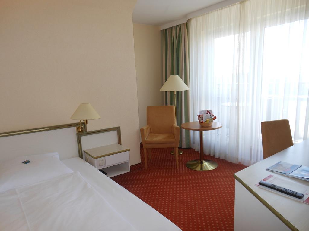ולדנבורג Panoramahotel Waldenburg מראה חיצוני תמונה
