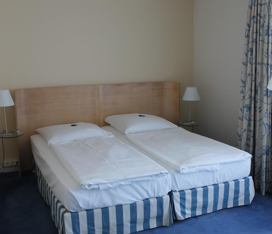 ולדנבורג Panoramahotel Waldenburg מראה חיצוני תמונה
